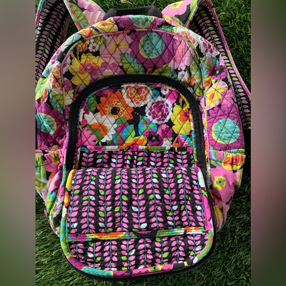 Very Bradley large backpack - Picture 4 of 6